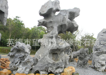 英德太湖石 天然景观太湖石 大型优级假山太湖石 景观石批发厂