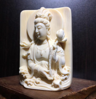 天然猛犸象牙 的象牙雕大师手工大势至牌子 猛犸牙工厂原料批发