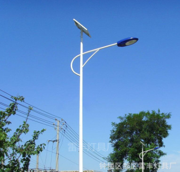 新农村led太阳能路灯6米30W锂电池户外太阳能一体道路价格表多少