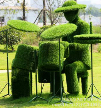 室内外仿真草雕 人物绿雕设计 架子鼓小人制作 生态园装饰绿雕