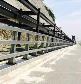 工地锌钢护栏 锌钢护栏生产 生产道路锌钢护栏 河道锌钢护栏现货