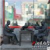 玻璃钢仿铜人物雕塑吃火锅人物雕像民俗小品景观雕塑步行街铜雕塑