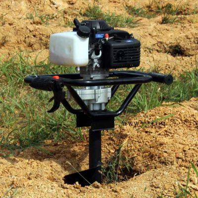 盘锦市汽油手拉启动挖坑机家用挖坑机，微型挖坑机