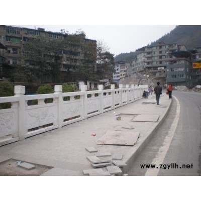 汉龙石材栏杆 汉白玉石雕栏杆