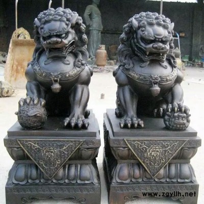 汉白玉石雕石狮子景区门前一对看门石狮子寺庙镇宅石狮子雕刻纯铜狮子定制