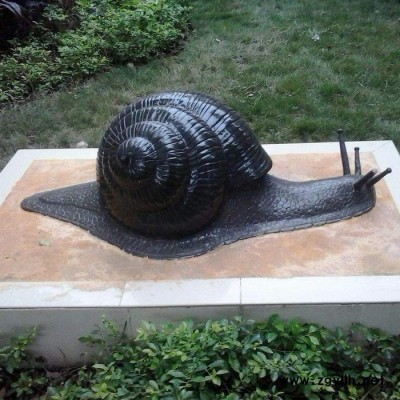 活泼蜗牛铜雕铸造 黄色玻璃钢雕塑生产商 动物水景铜雕制作 大型昆虫雕塑报价