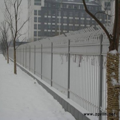 市政护栏 草坪花坛护栏 人行道隔离栏厂家 厂家直供 振驰