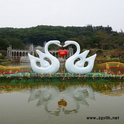 喷水铜天鹅水景雕塑景观图片 城市广场雕塑 现代艺术雕塑制作 款式大方优美 园林水景