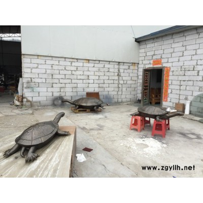 广东鎏芳铜雕厂DS069锻铜工艺品铜千年龟水景园林雕塑金属锻造工艺