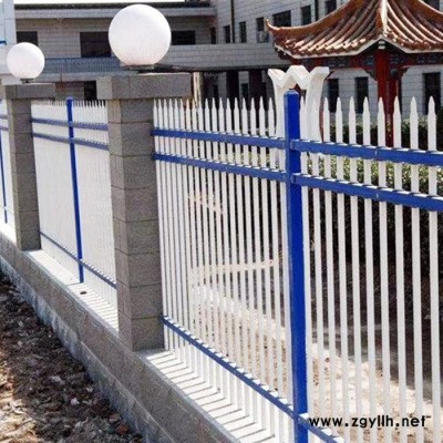 喷塑小区围墙锌钢护栏 拓轩大量现货供应 铁艺围栏栅栏 临武花坛路边绿化带围栏公司