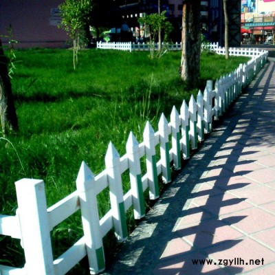 白色pvc塑料栅栏  花园花坛护栏 塑钢草坪护栏 **