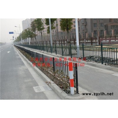 绿化带护栏_草坪围栏栏_钢制花坛护栏