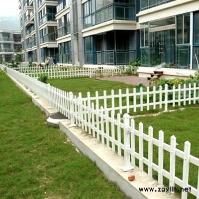 小区草坪护栏 公园花坛护栏  pvc草坪护栏