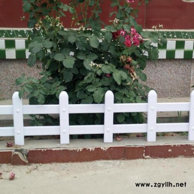 白色庭院园林围栏 pvc草坪防护栅栏 塑钢绿化小花坛栏杆
