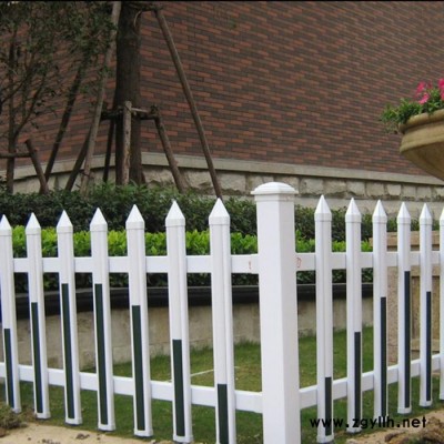 彤洋 供应  草坪护栏 小区花坛护栏 **  pvc护栏厂家  草坪护栏