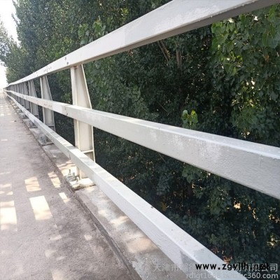 公路道路护栏 201碳素钢复合管河道栏杆 道路灯光护栏 工程预算 天津瑞德隆