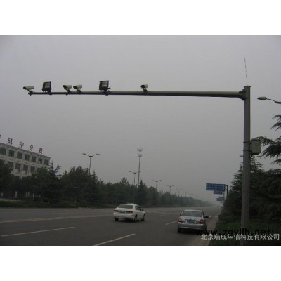 高清晰监控杆十字路口监控立杆 十字路口监控立杆卡口立杆 卡口立杆城市道路灯杆 城市道路灯杆广场立杆 广场立杆