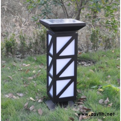 供应太阳能草坪灯生产厂家