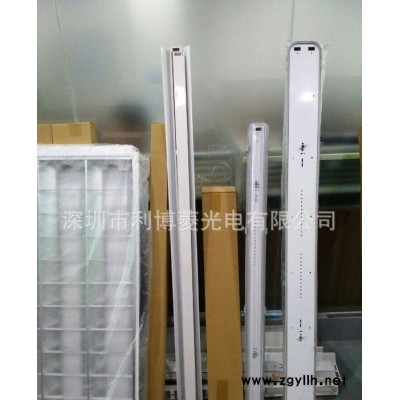 防尘灯 防水防尘防腐灯 三防荧光灯三防灯