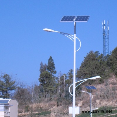 科华8M太阳能灯杆智慧路灯