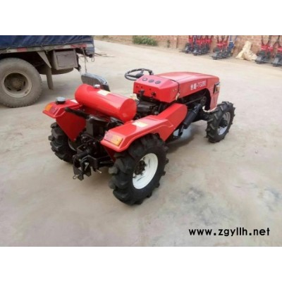 小型拖拉机