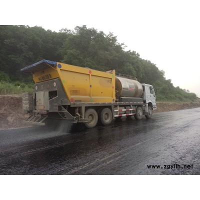 公路养护用同步碎石封层机