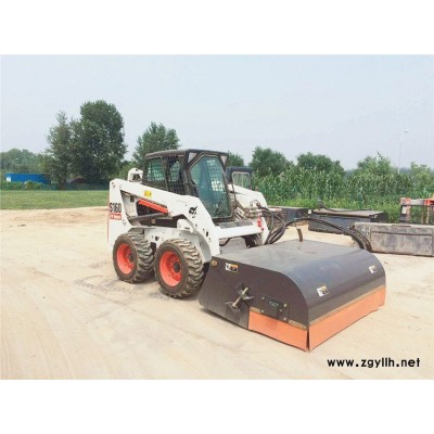 徐州屈恩机具0272封闭式扫地机